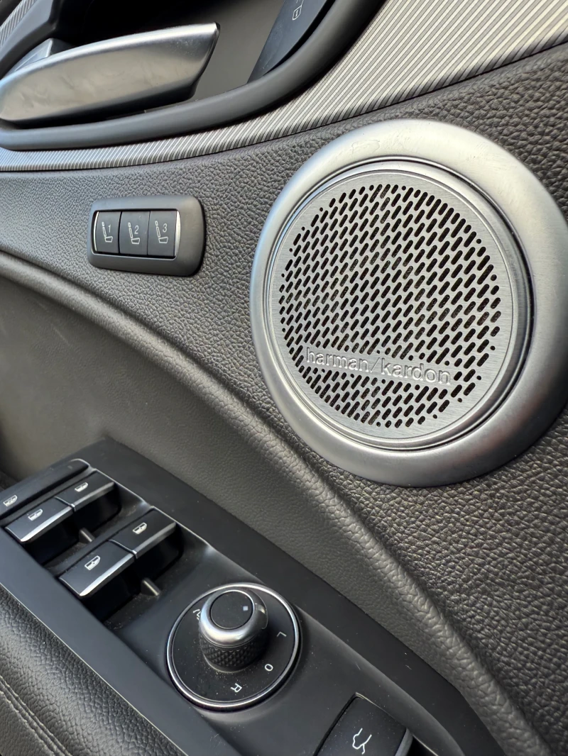 Alfa Romeo Stelvio Veloce 2.0 Q4, снимка 14 - Автомобили и джипове - 52438966