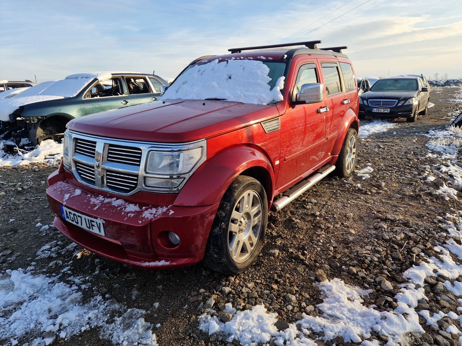 Dodge Nitro 3.7 v6 SXT - изображение 2