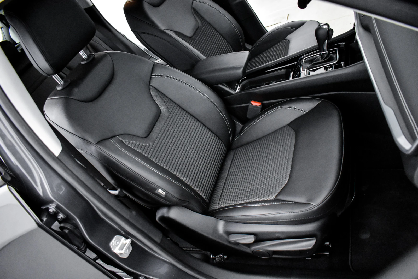 Jeep Compass ALTITUDE 1.3 PHEV Petrol 190 hp AT6 4xe | Mobile.bg   14