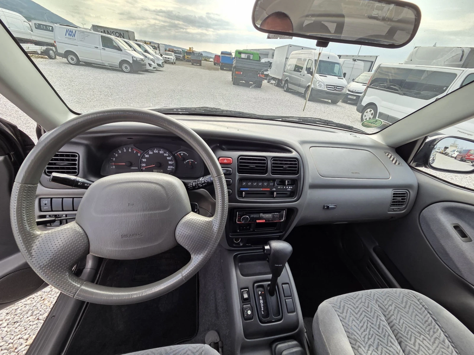 Suzuki Grand vitara GAZ 2.0 КЛИМАТИК - изображение 8