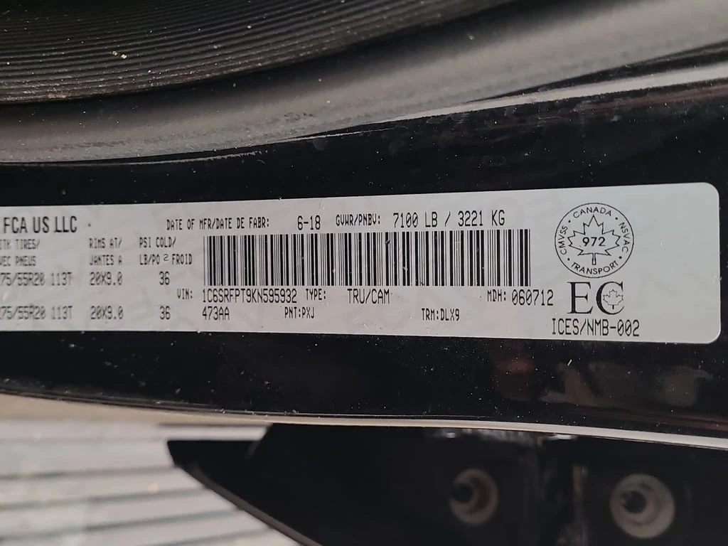 Dodge RAM 1500 * LIMITED CREW CAB STD BED * CARFAX * БЕЗ ПЪРВОНАЧ - изображение 7