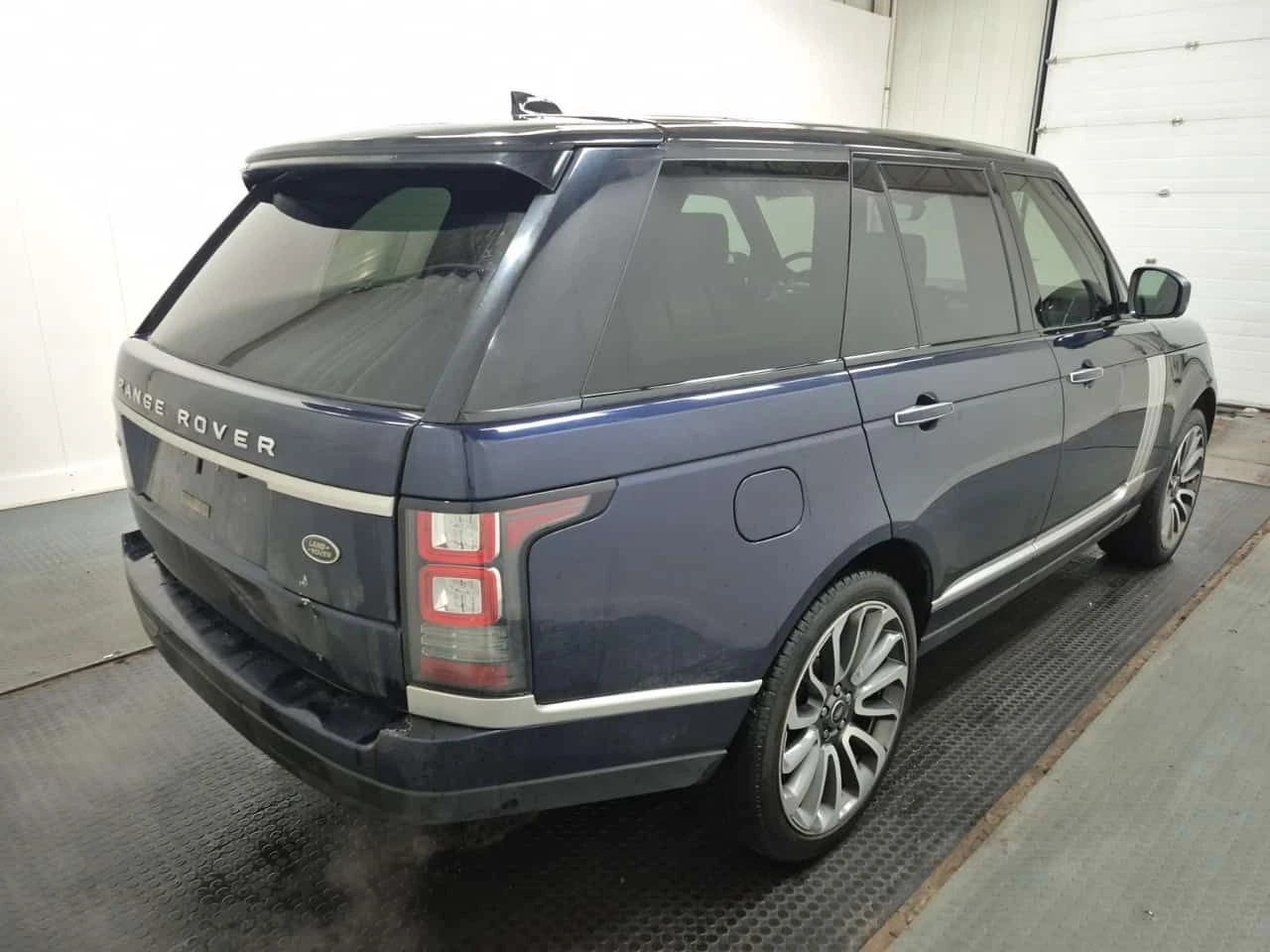 Land Rover Range rover * AUTOBIOGRAPHY * CARFAX * ПАНОРАМА* ТЕЛЕВИЗОРИ* , снимка 3 - Автомобили и джипове - 53949520