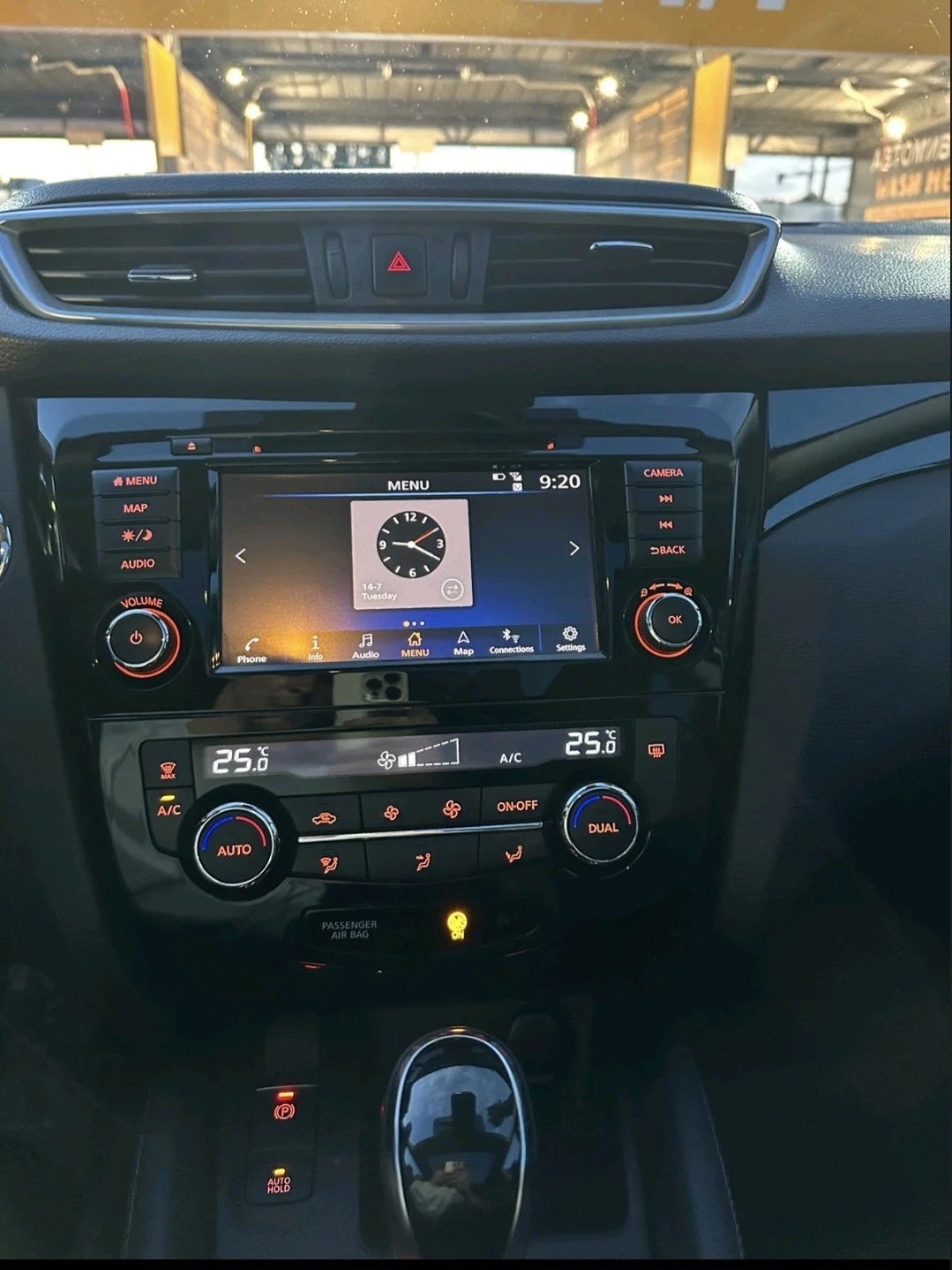 Nissan Qashqai, снимка 13 - Автомобили и джипове - 55650787