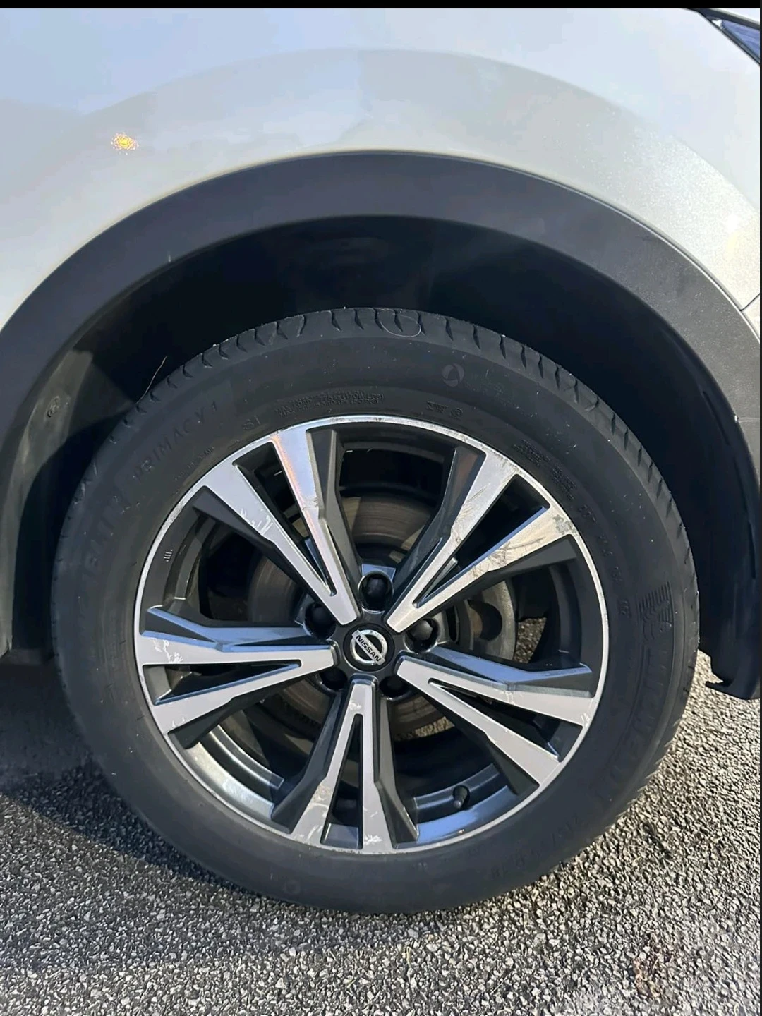 Nissan Qashqai, снимка 10 - Автомобили и джипове - 55650787
