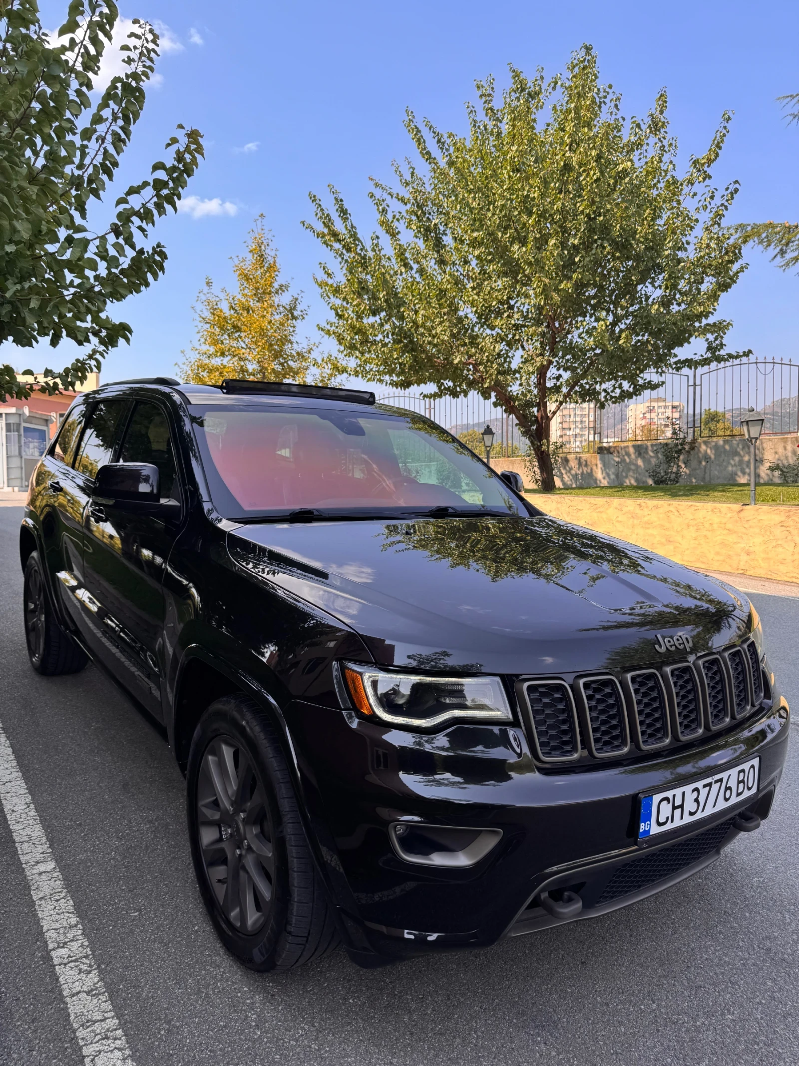 Jeep Grand cherokee 3.6/ГАЗ/ОБСУЖЕНА, снимка 3 - Автомобили и джипове - 56047705