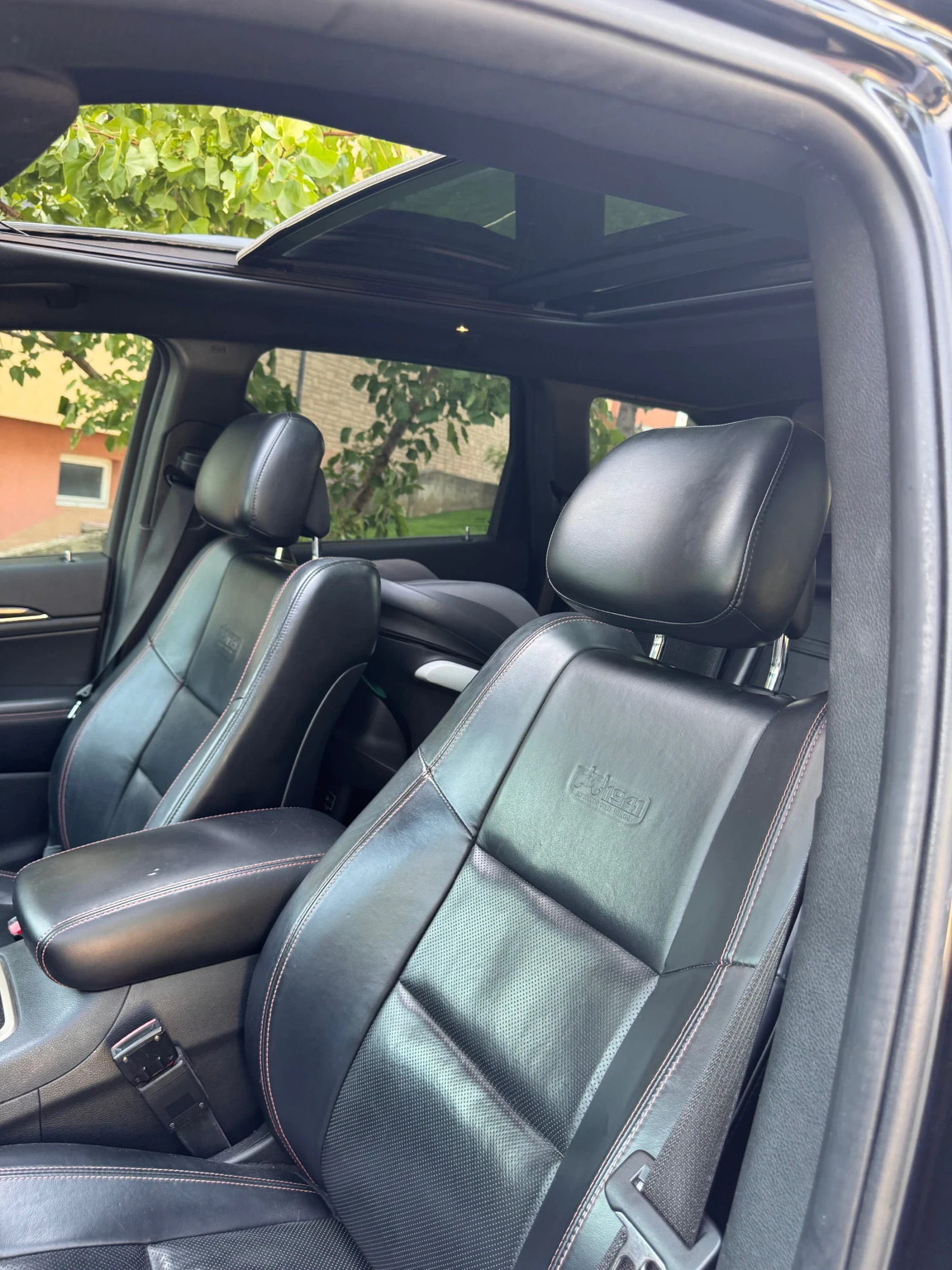 Jeep Grand cherokee 3.6/ГАЗ/ОБСУЖЕНА, снимка 8 - Автомобили и джипове - 56047705