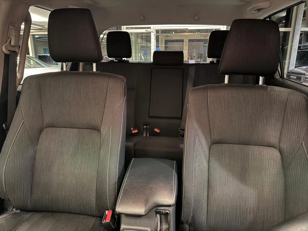 Toyota Hilux DOUBLE-CAB/204HP/EXECUTIVE/CAM/LED/NAVI/CPLAY/682q, снимка 15 - Автомобили и джипове - 56085246