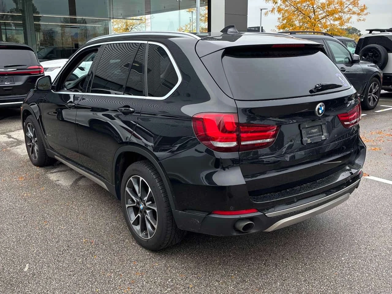 BMW X5 * xDrive35i * АВТОКРЕДИТ * ОТ ПРЕДСТАВИТЕЛСТВО, снимка 3 - Автомобили и джипове - 56324578