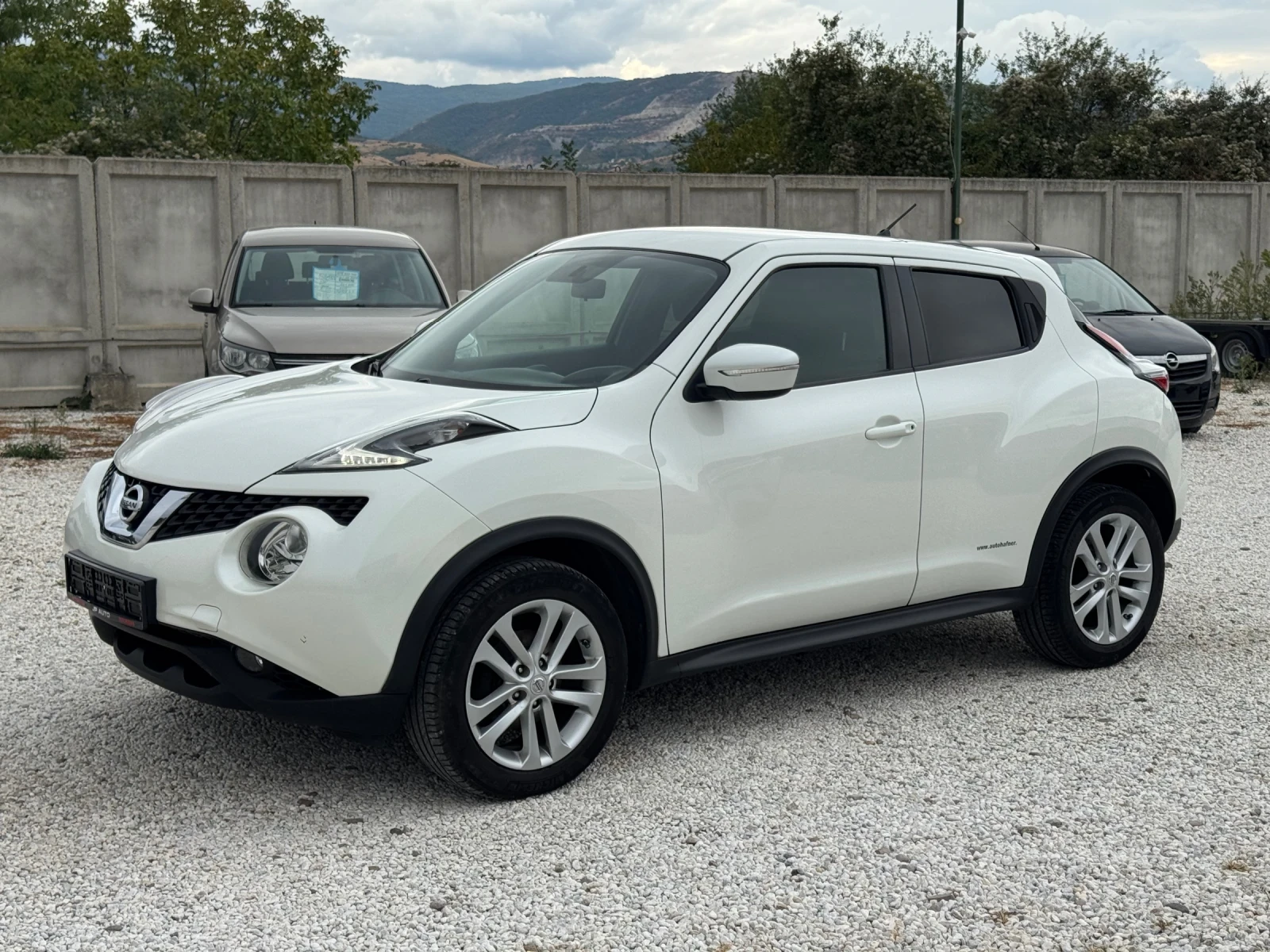 Nissan Juke 1.5, снимка 3 - Автомобили и джипове - 56437744