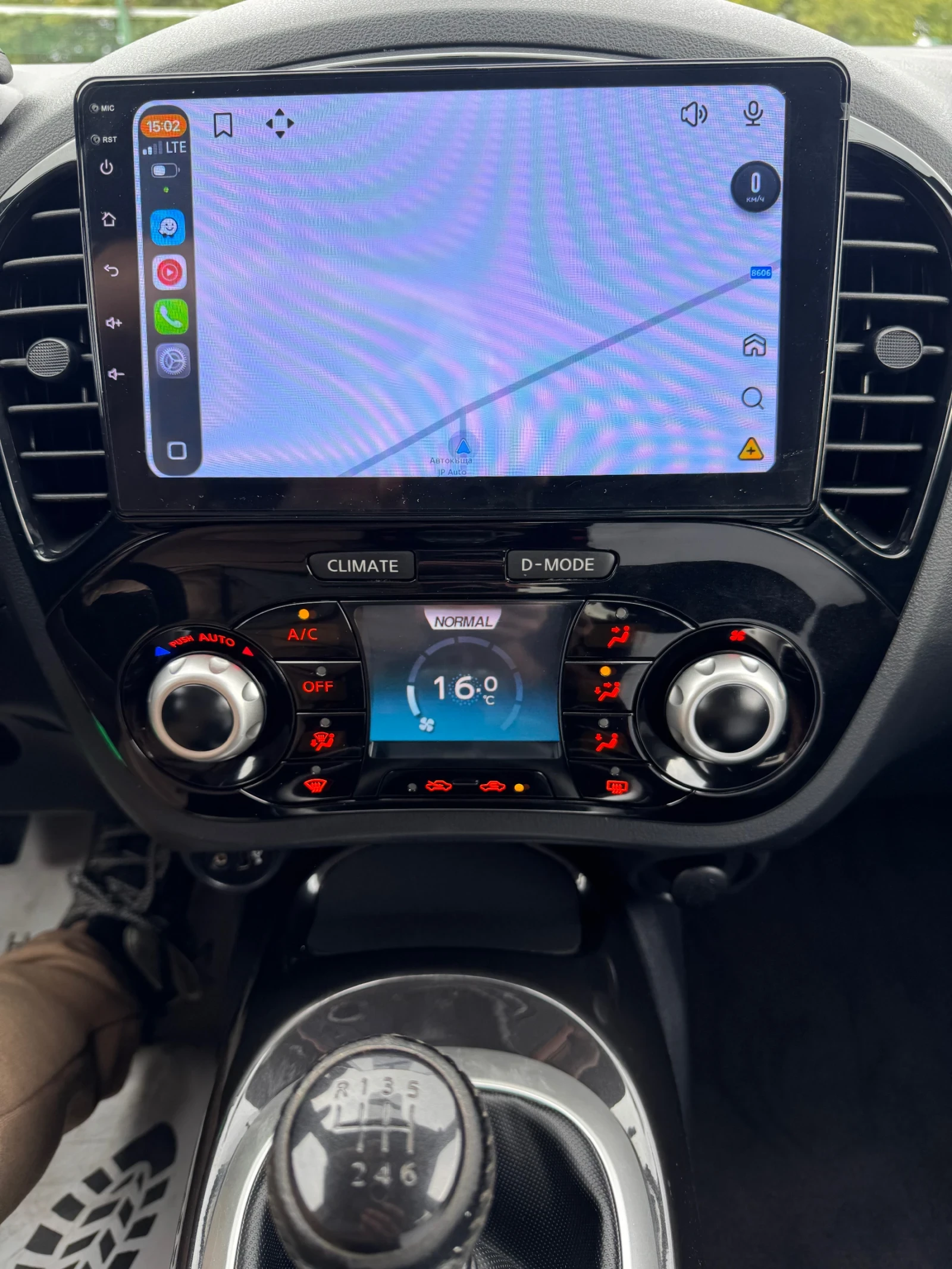 Nissan Juke 1.5, снимка 10 - Автомобили и джипове - 56437744