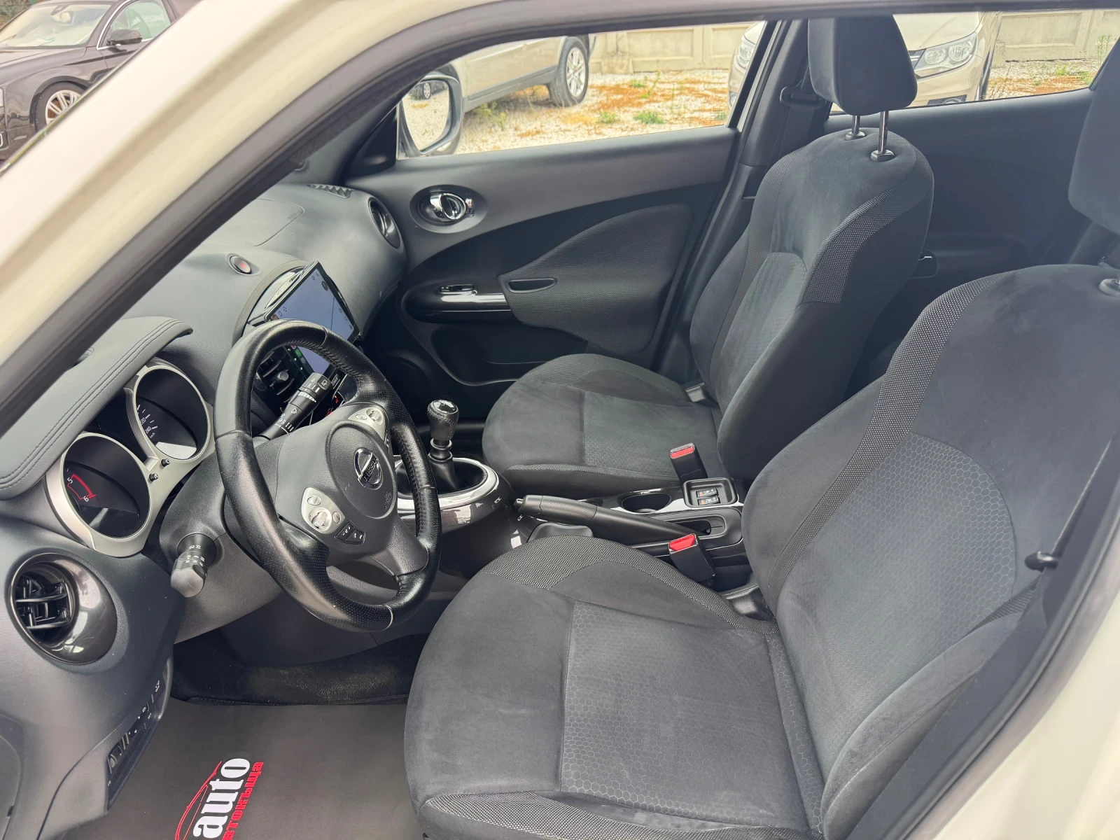 Nissan Juke 1.5, снимка 11 - Автомобили и джипове - 56437744