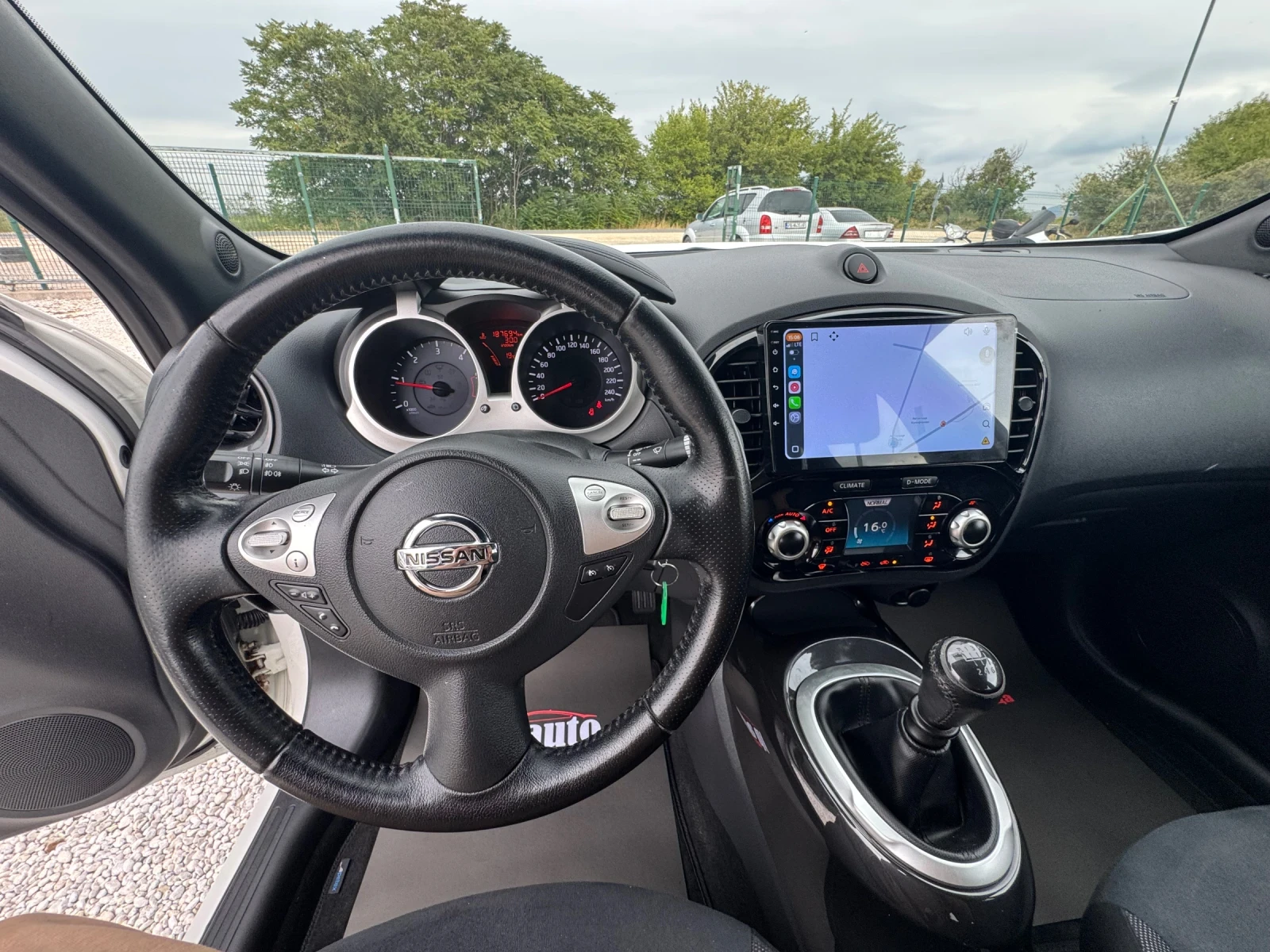 Nissan Juke 1.5, снимка 14 - Автомобили и джипове - 56437744