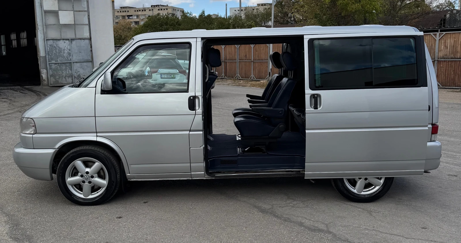 VW T4 CARAVELLE, снимка 8 - Бусове и автобуси - 56179857