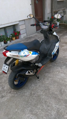 Aprilia Sr 50кубика, снимка 6