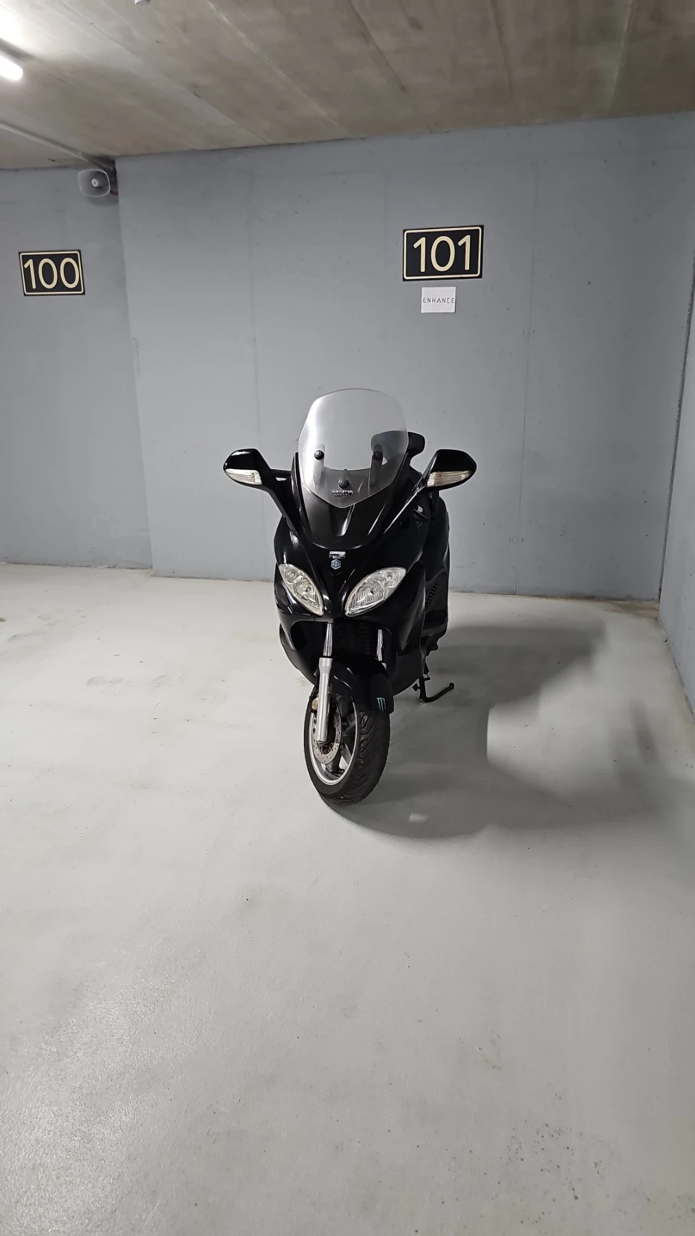 Piaggio X9 200 cc, снимка 2 - Мотоциклети и мототехника - 53931617