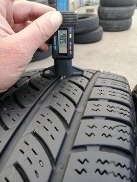 Гуми Зимни 215/65R16, снимка 9
