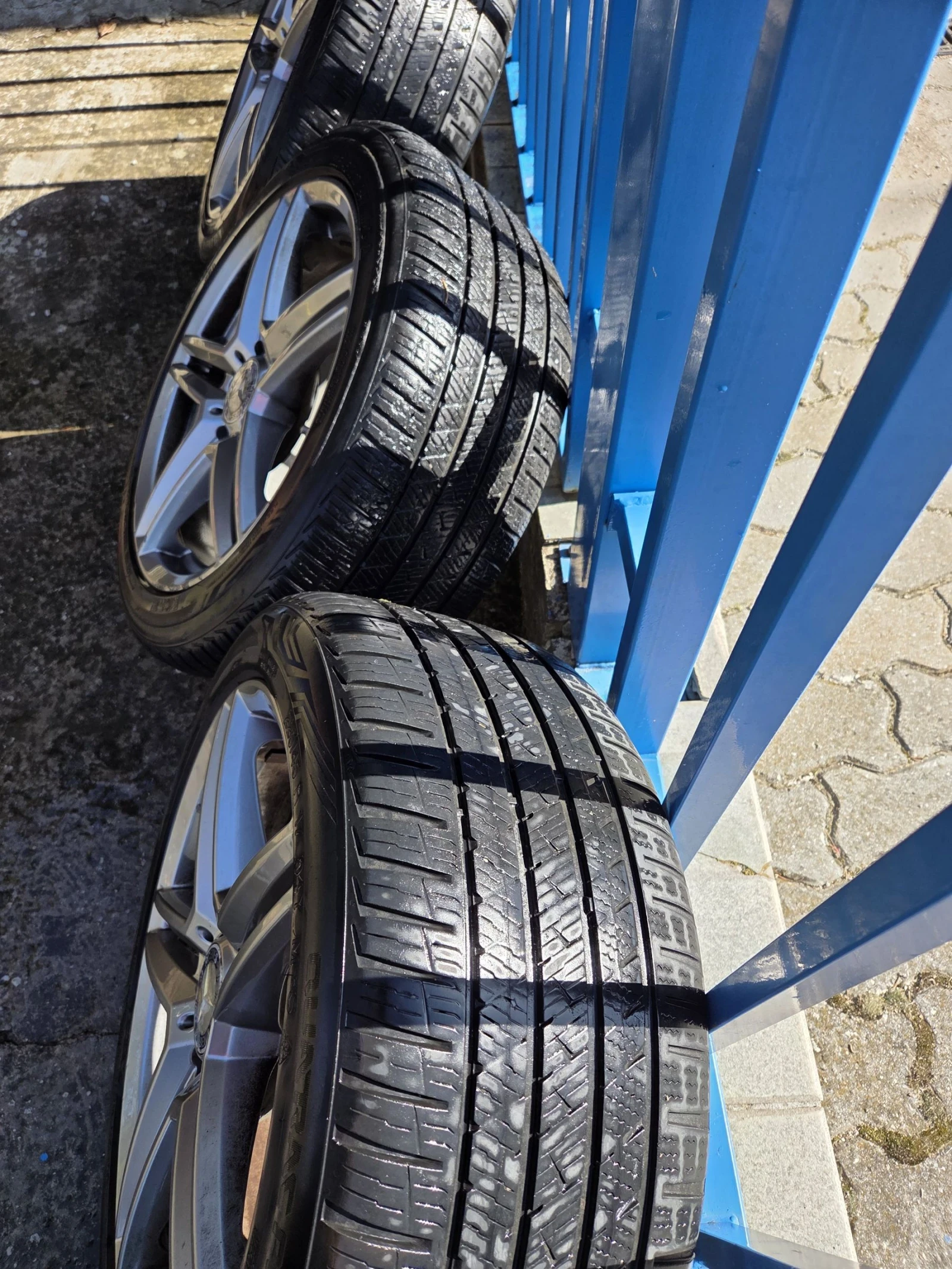 Гуми с джанти Vredestein 225/45R17, снимка 2 - Гуми и джанти - 53892582