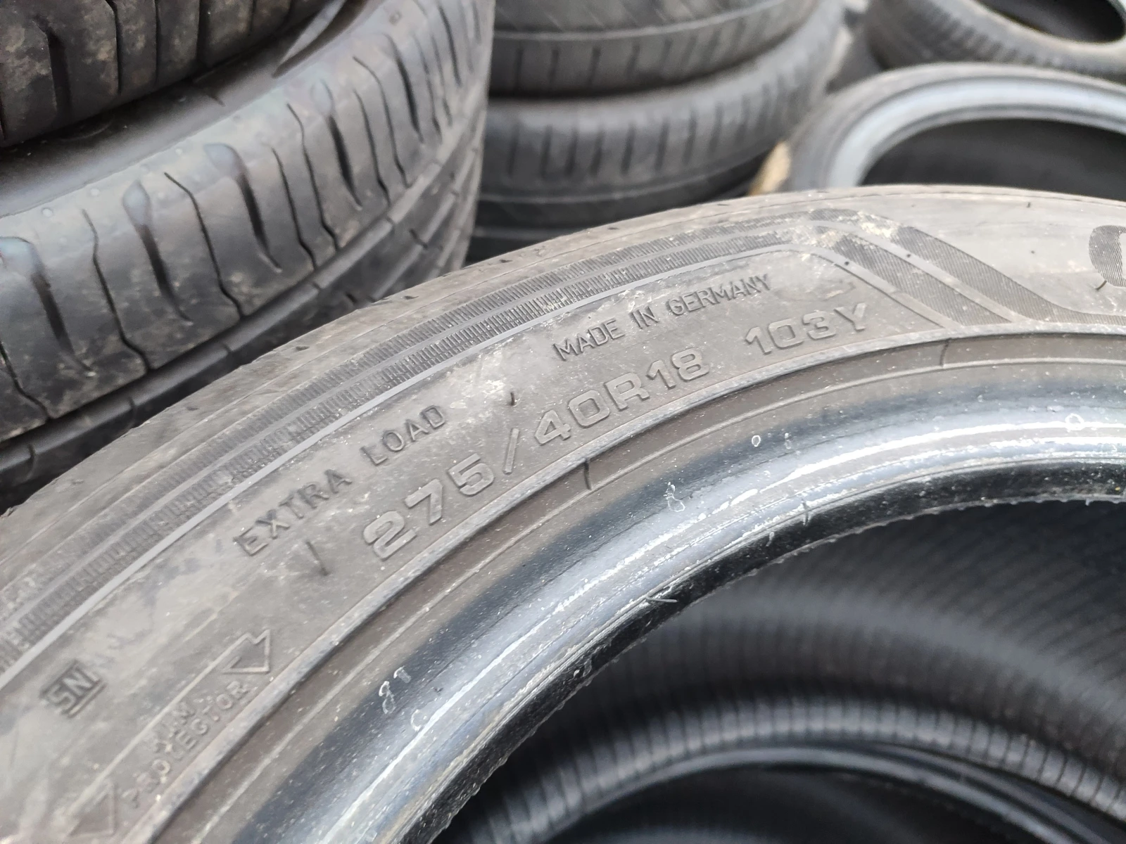 Гуми Летни 275/40R18, снимка 7 - Гуми и джанти - 54731294
