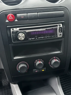 Seat Ibiza 1.4i / КЛИМА, снимка 8