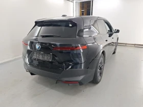 BMW iX XDRIVE40 77KW 97% SOH NAVI 360 CAM, снимка 5