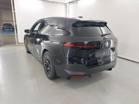 BMW iX XDRIVE40 77KW 97% SOH NAVI 360 CAM, снимка 4