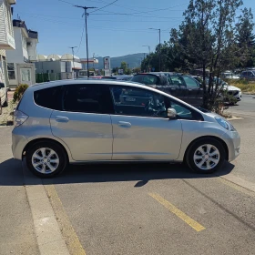 Honda Jazz 1.3i HIBRID | Mobile.bg    8