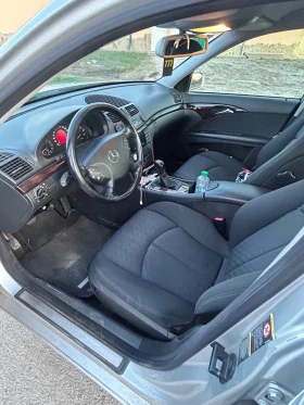 Mercedes-Benz E 220, снимка 6