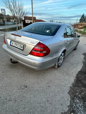 Mercedes-Benz E 220, снимка 3