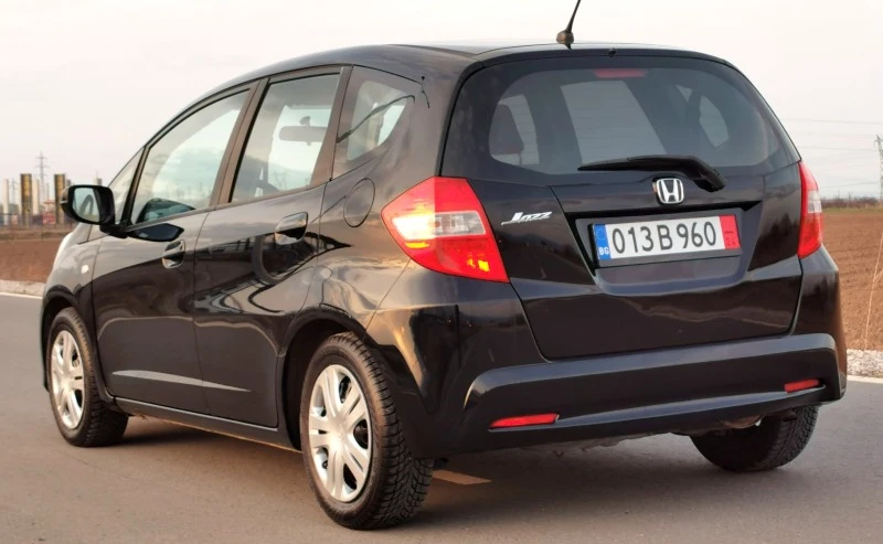 Honda Jazz 1.2i GAZ, снимка 5 - Автомобили и джипове - 44737602