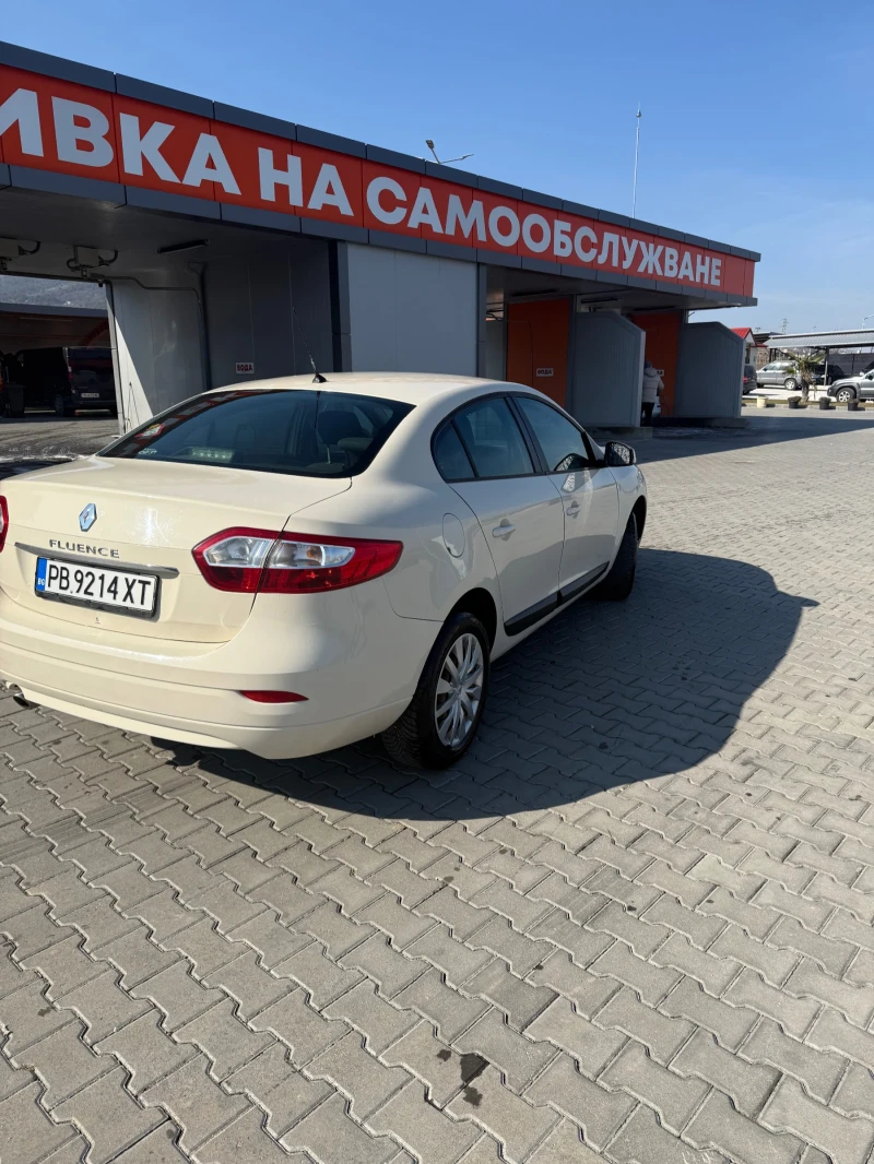 Renault Fluence 1.5 DCi, снимка 3 - Автомобили и джипове - 49307825