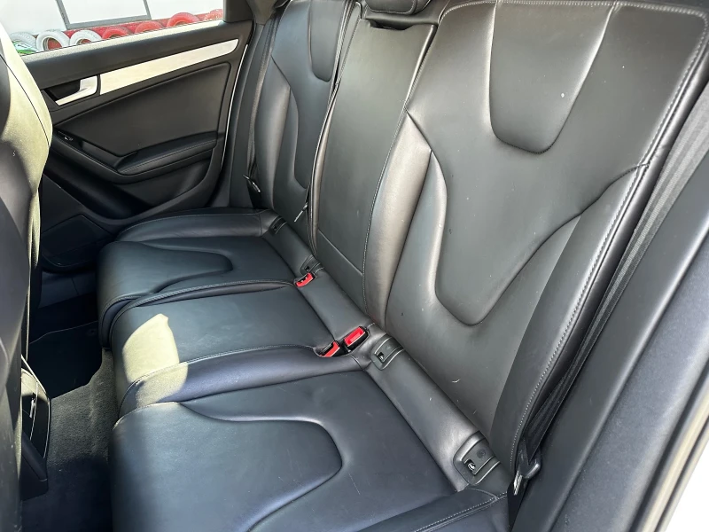 Audi A4 3.0TDI KEYLESS PANORAMA, снимка 11 - Автомобили и джипове - 51051268