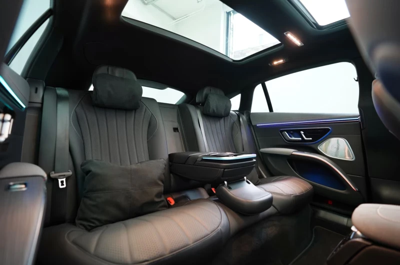 Mercedes-Benz EQS 450+ /AMG-LINE/360HP/NIGHT/360/MASSAGE/PANO/360g, снимка 13 - Автомобили и джипове - 51810539