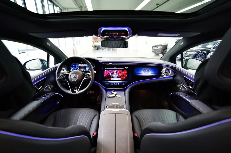 Mercedes-Benz EQS 450+ /AMG-LINE/360HP/NIGHT/360/MASSAGE/PANO/360g, снимка 8 - Автомобили и джипове - 51810539