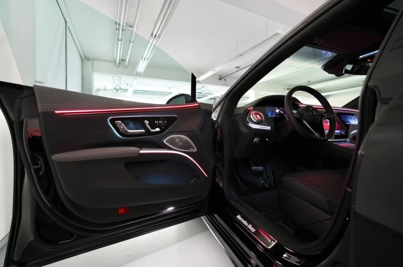 Mercedes-Benz EQS 450+ /AMG-LINE/360HP/NIGHT/360/MASSAGE/PANO/360g, снимка 7 - Автомобили и джипове - 51810539