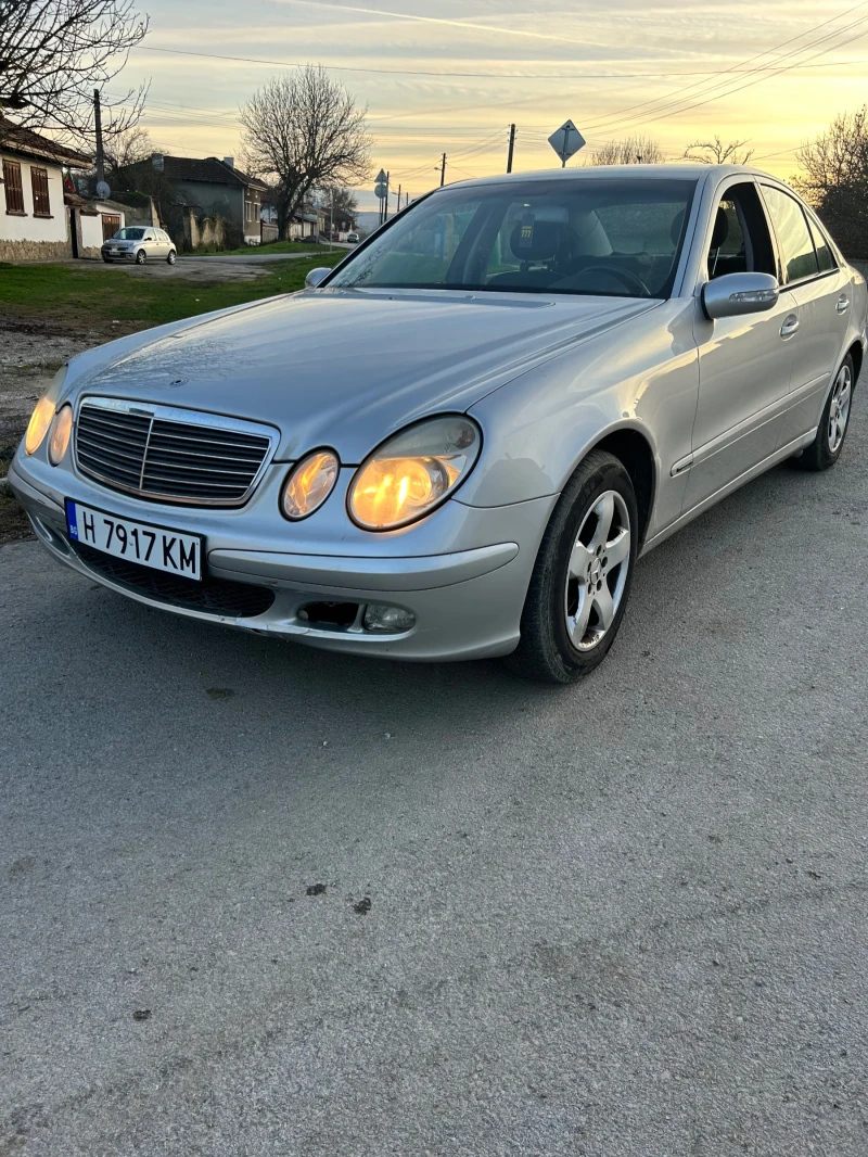 Mercedes-Benz E 220, снимка 2 - Автомобили и джипове - 52728469