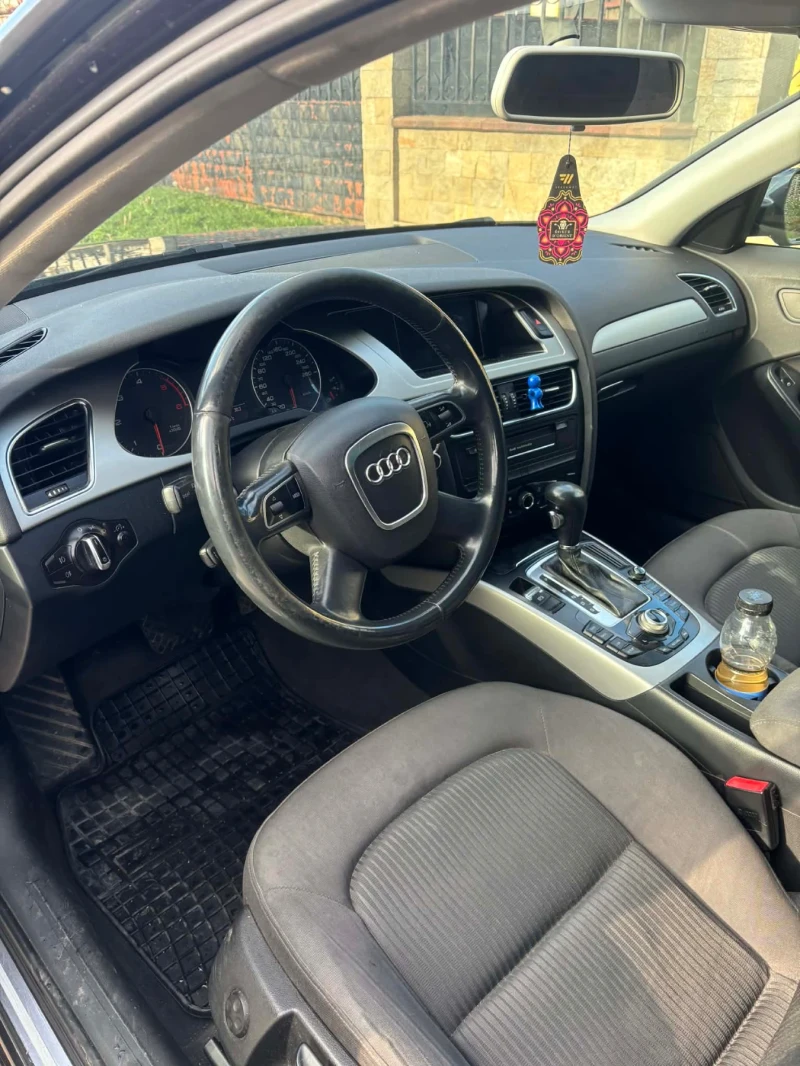 Audi A4, снимка 2 - Автомобили и джипове - 52867800