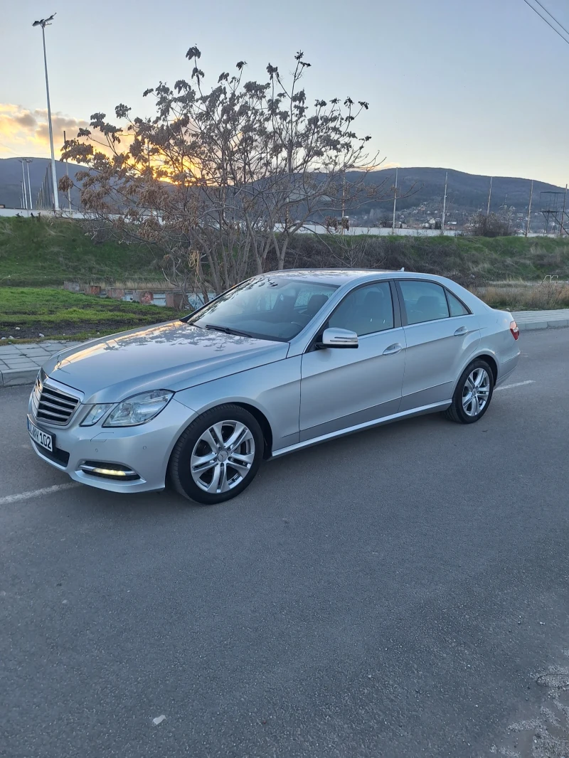 Mercedes-Benz E 220 2.2 CDI Avantgarde 7G , снимка 3 - Автомобили и джипове - 52944764