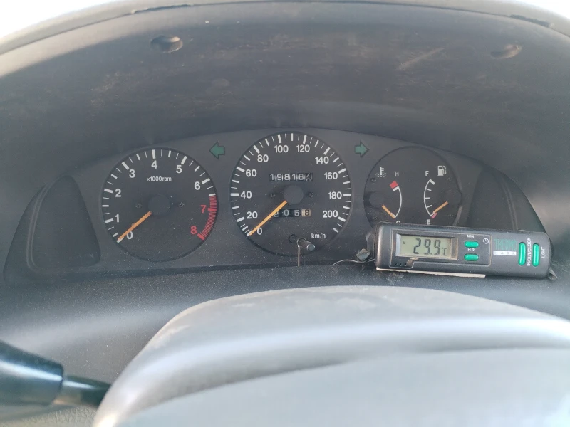 Suzuki Baleno 1.6 i, снимка 10 - Автомобили и джипове - 52998443