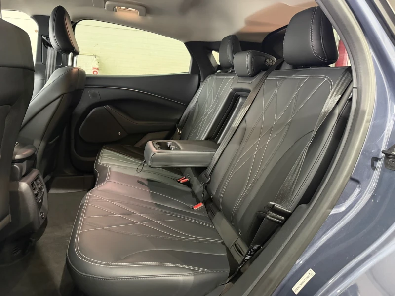 Ford Mustang Mach-E, снимка 6 - Автомобили и джипове - 53333191