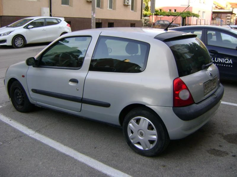 Renault Clio 1.5 dci, снимка 3 - Автомобили и джипове - 34806950