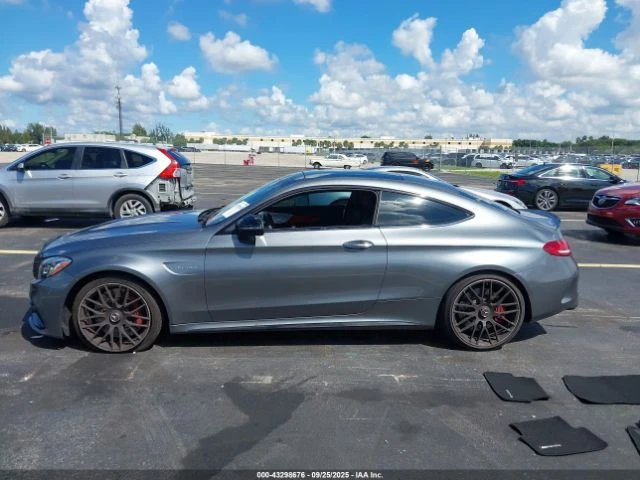 Mercedes-Benz C 63 AMG  - изображение 7