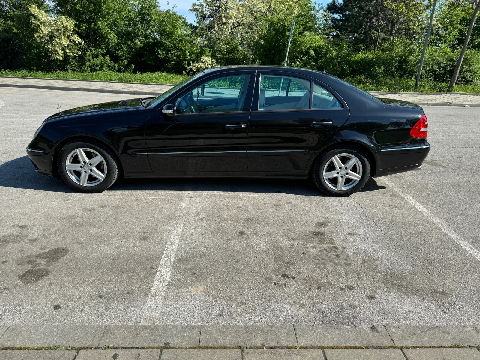 Mercedes-Benz E 280 Avantgarde, снимка 1