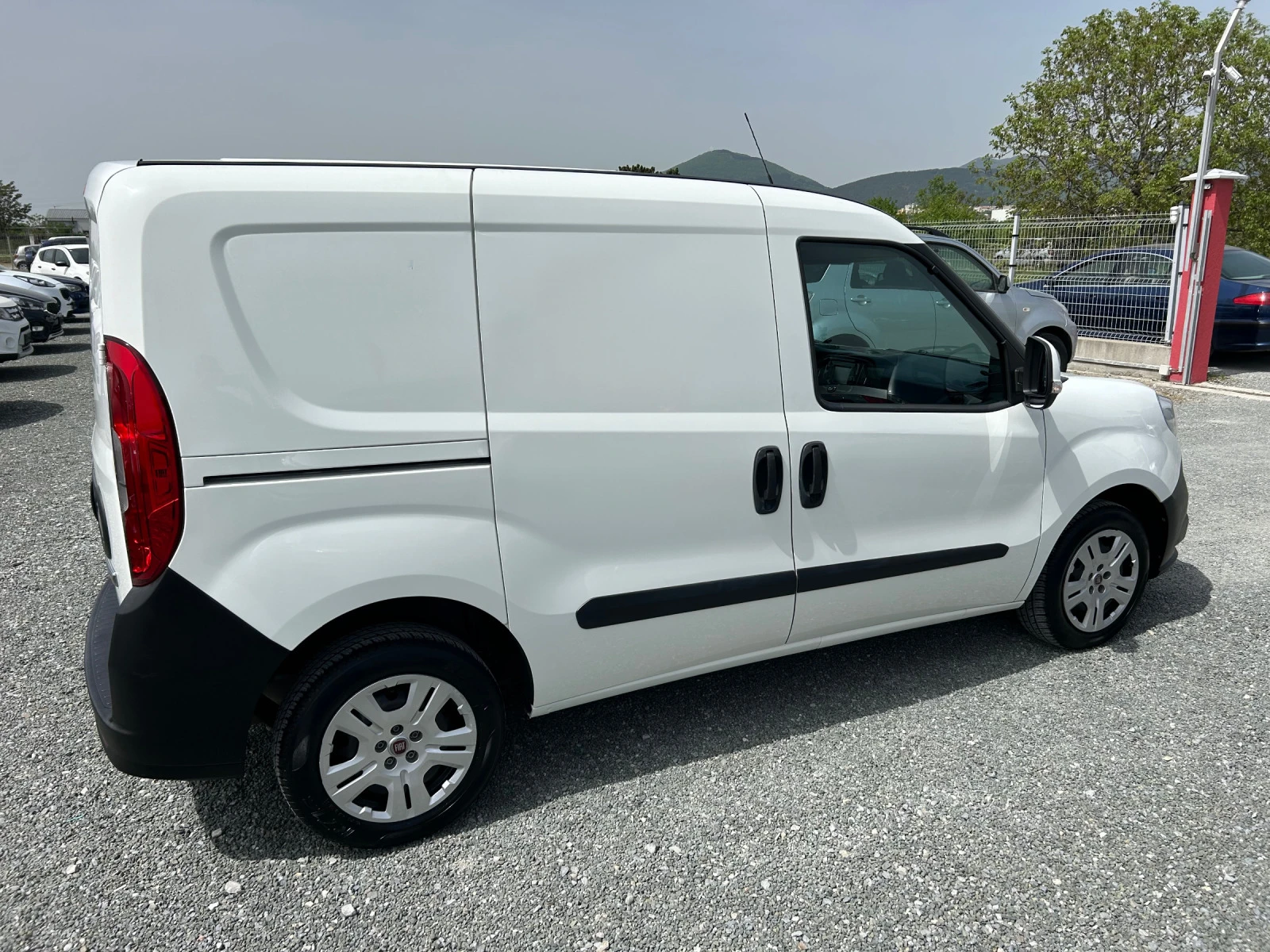 Fiat Doblo (KATO НОВА) - изображение 5