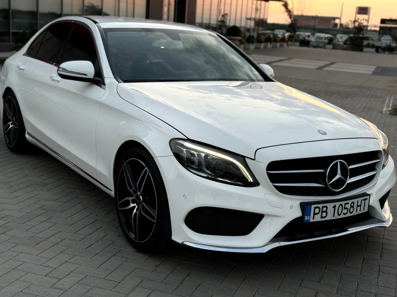 Mercedes-Benz C 200 Реални Километри - изображение 2