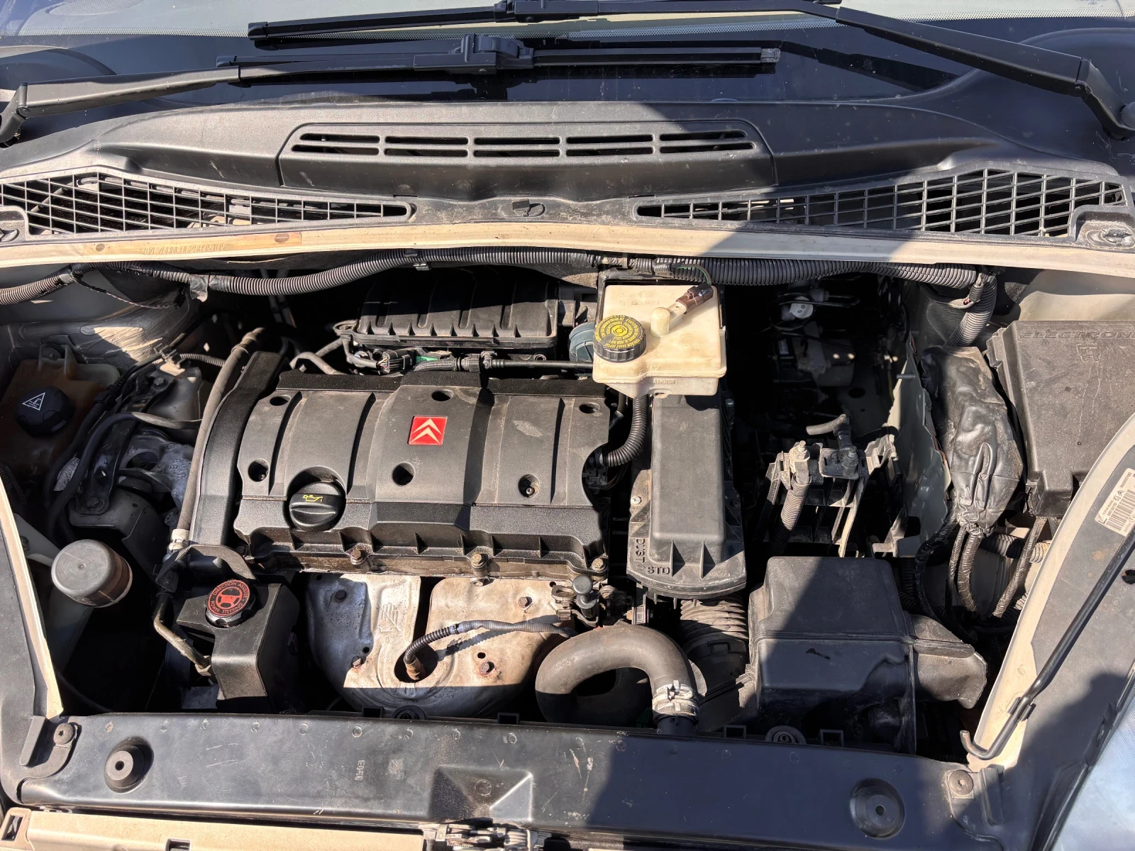 Citroen Xsara picasso 1.6i - изображение 8