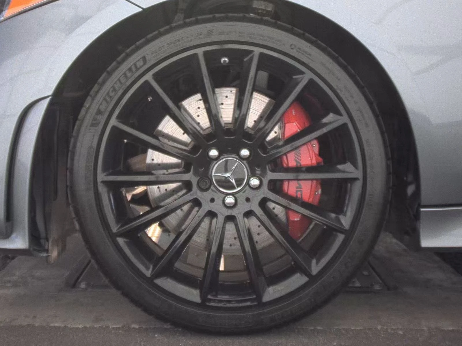 Mercedes-Benz CLS 53 AMG DISTRONIK* 360* BURMASTER* HEADUP* SOFT CLOSE* DES - изображение 9
