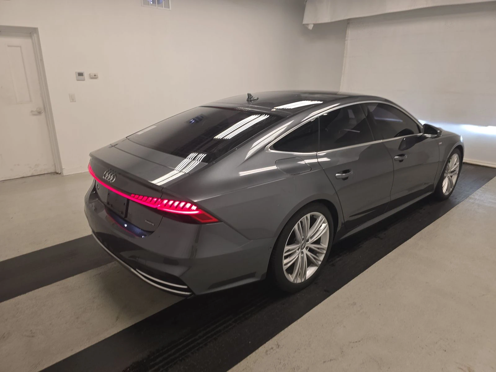 Audi A7 Premium Plus S-Line* Matrix* B&O 3D* Дистроник*  - изображение 4