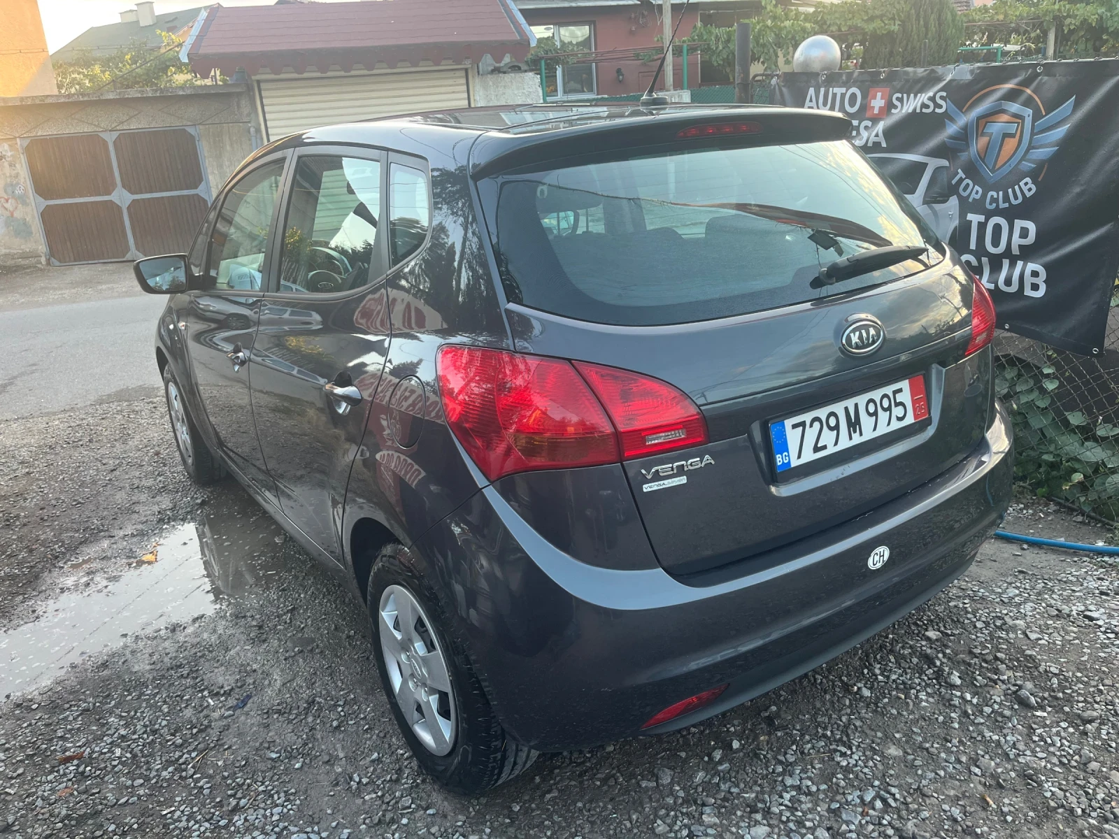 Kia Venga 1.6i - Automatic - SWISS  - изображение 3