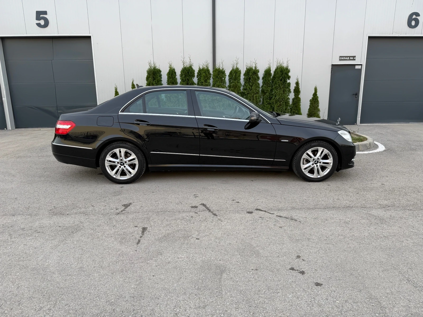 Mercedes-Benz E 220 cdi 170k.c* ЛИЗИНГ | Mobile.bg — изображение 4