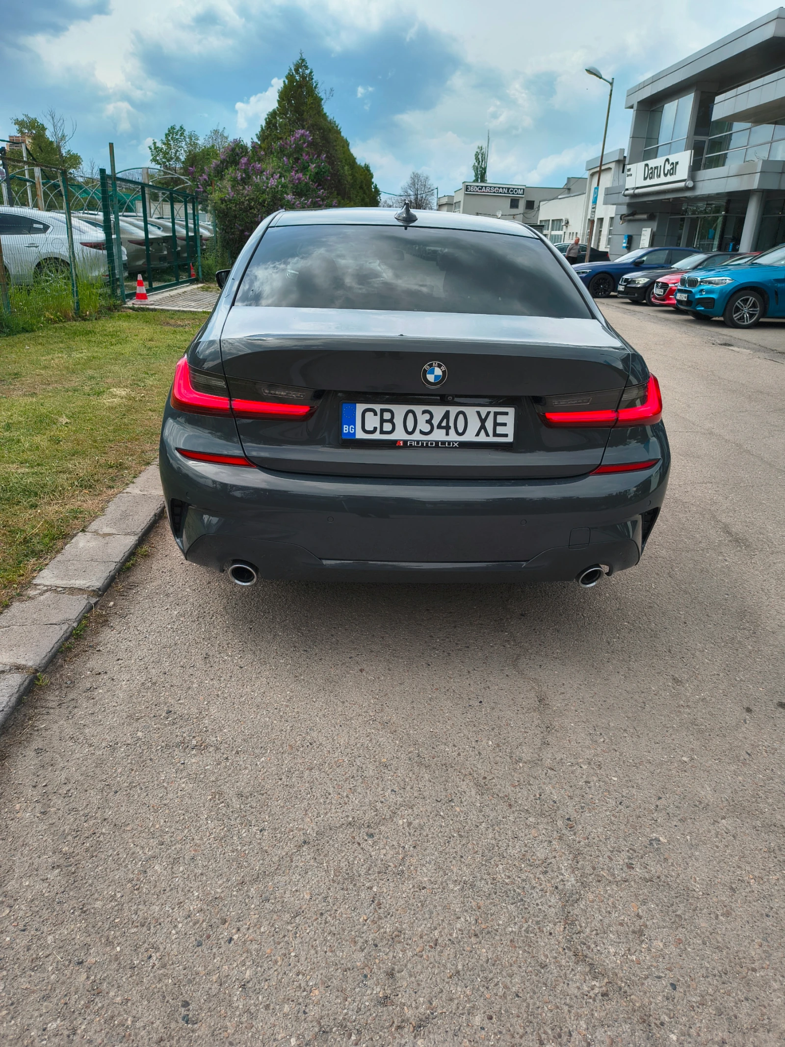 BMW 320 xDrive M-Sport Individual, снимка 5 - Автомобили и джипове - 53587716